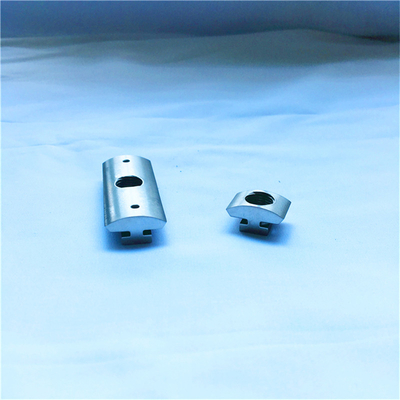 Dongguan Foundry OEM Customized PrecisIon Cast Zinc Alloy/ Stainless Steel Fasten Screws