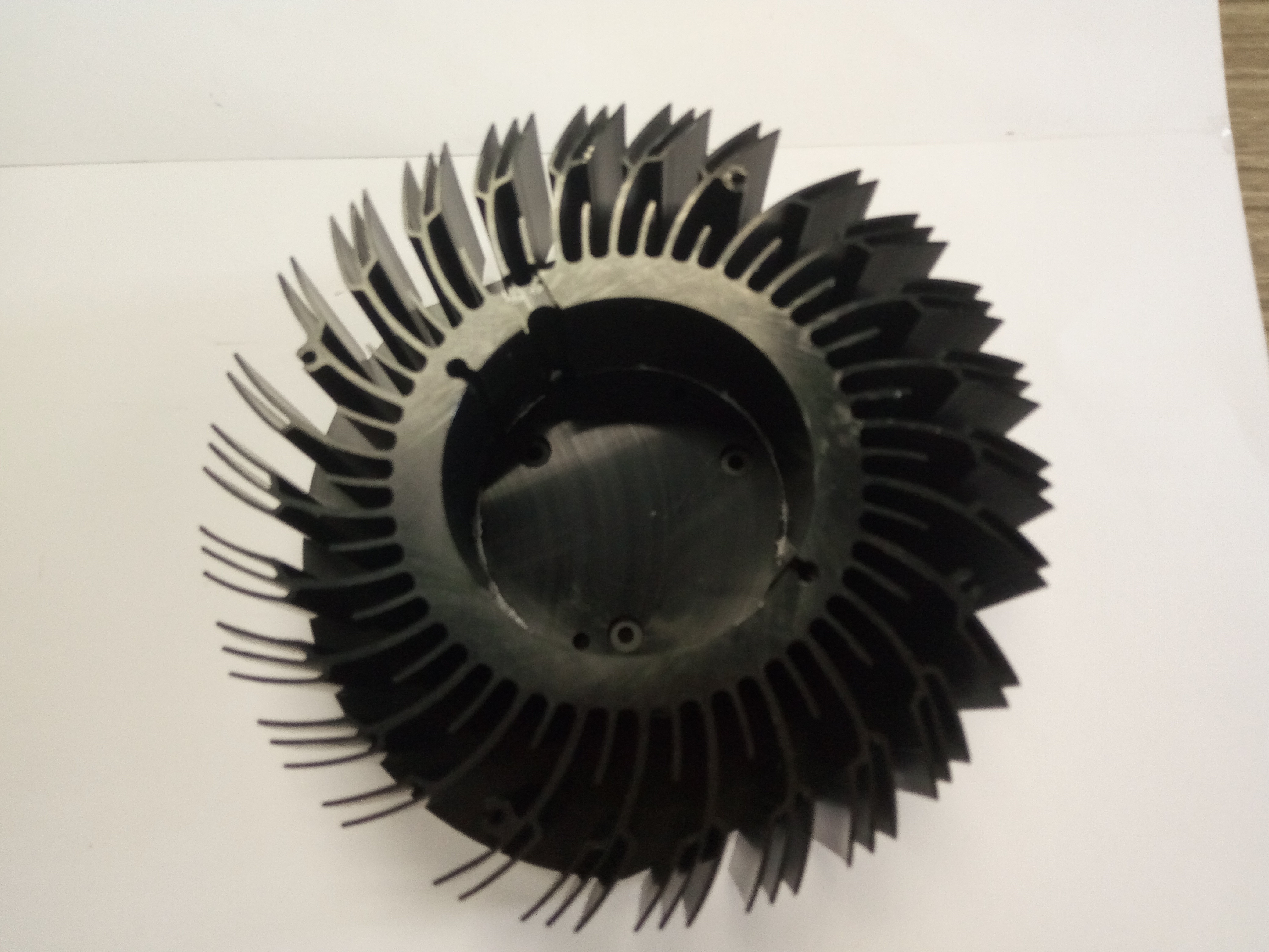 Sunflower Radiator 80~89 mm Dia Aluminium Sunflower Cooler Alum Radiator For CPU / Led ...